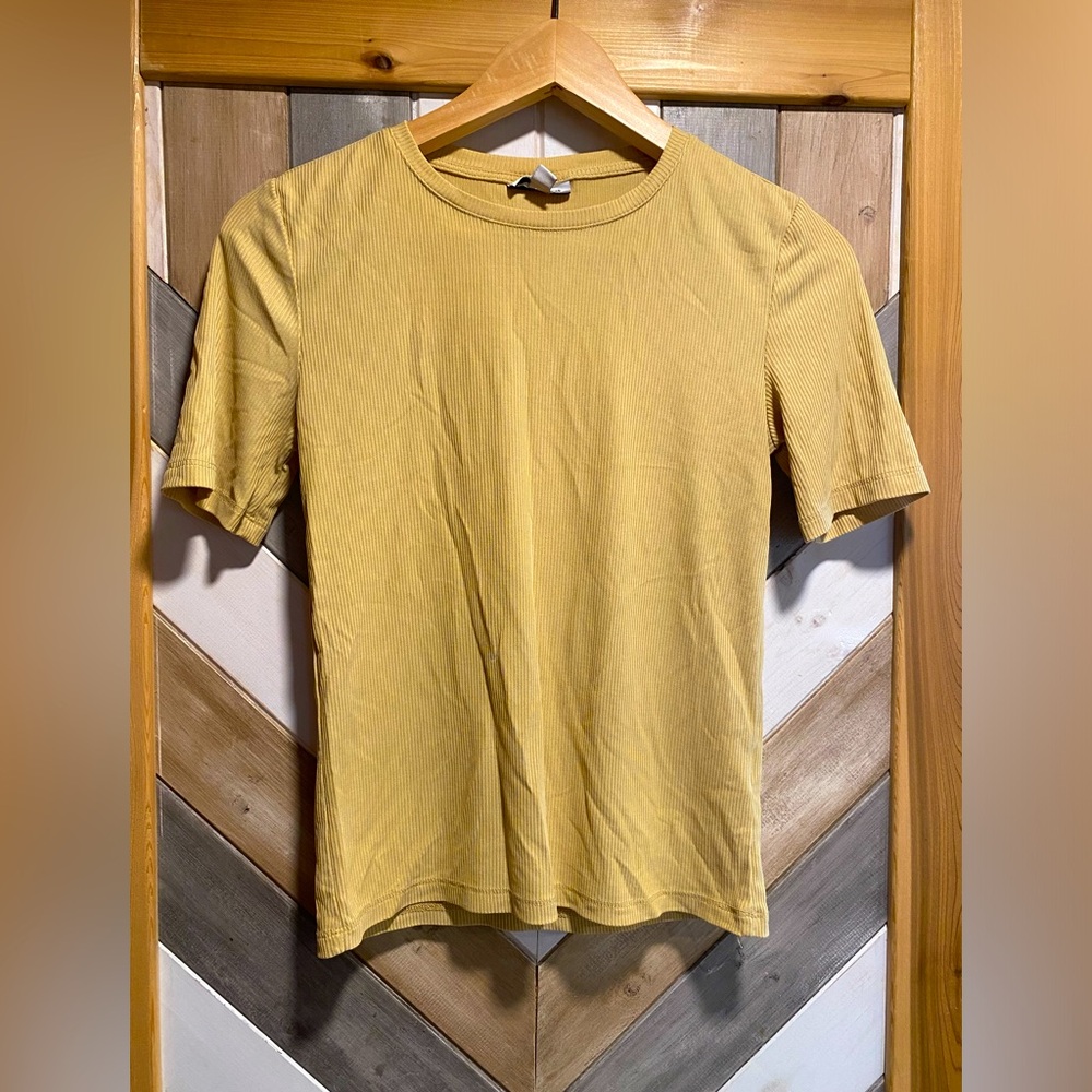 Frank and oak dusty yellow tee shirt top super soft